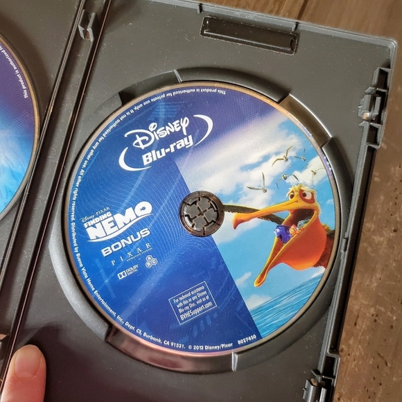 Finding Nemo Blu-Ray 2003 2-Disc Set Collector’s Edition Disney Pixar 30078 - Picture 4 of 10